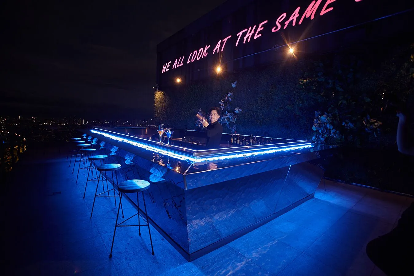Top 10 Best Rooftop Bars in Makati for Skyline Views, Cocktails, and Nightlife
